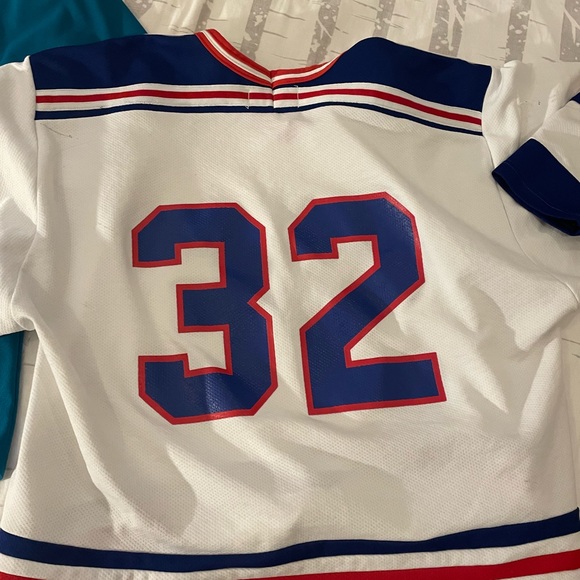 Replica Winnipeg Jets Retro Jersey - Picture 2 of 2